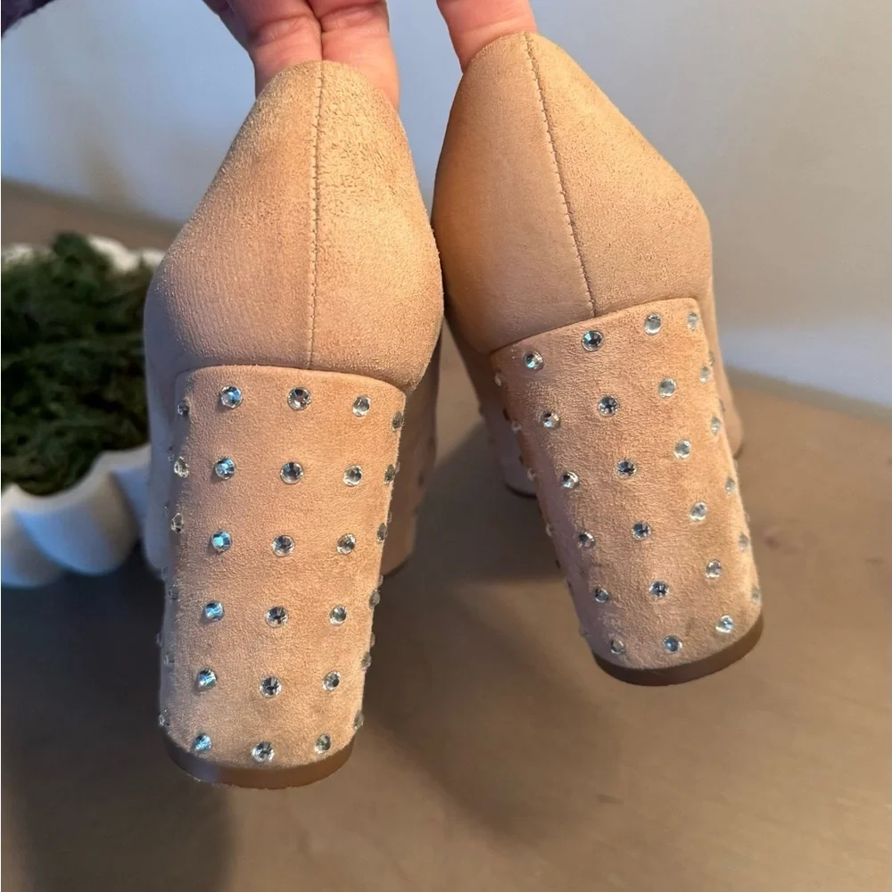 Elegant Tan Suede Heels with Studded Detail.